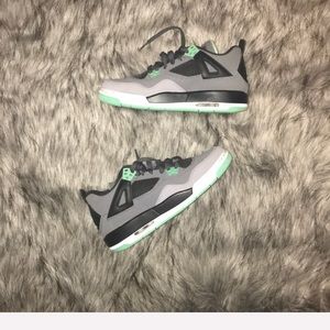 AIR JORDAN 4 RETRO "GREEN GLOW" 5.5Y